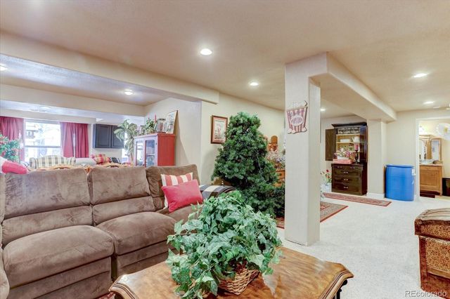 471 Yarrow Place, Castle Pines, CO 80108