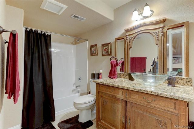 471 Yarrow Place, Castle Pines, CO 80108