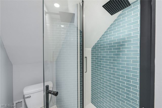 3290 W 23rd Place, Cleveland, OH 44109