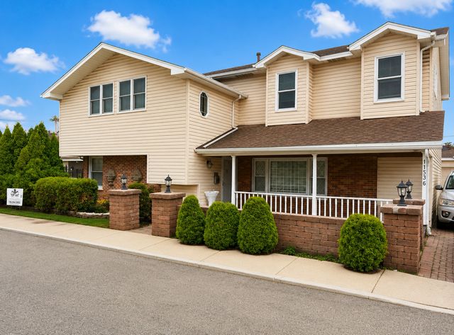 11536 S RIDGELAND Avenue, Worth, IL 60482
