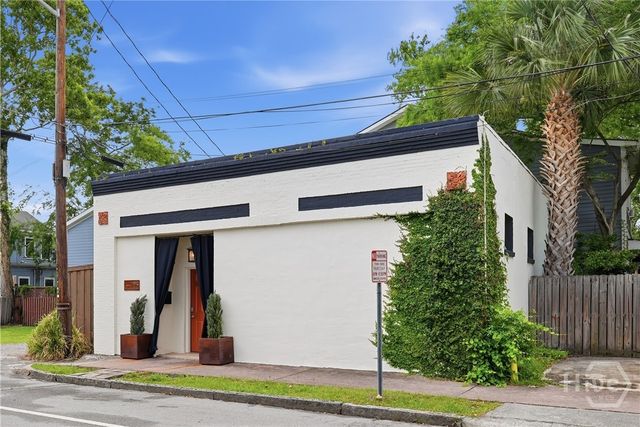 1112 Lincoln Street, Savannah, GA 31401