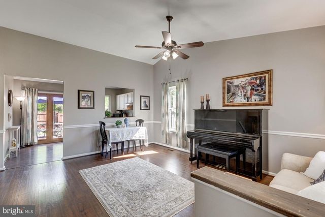 6396 RED SPRUCE LN, Eldersburg, MD 21784