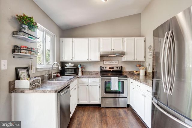 6396 RED SPRUCE LN, Eldersburg, MD 21784