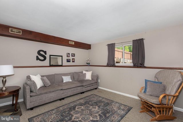 6396 RED SPRUCE LN, Eldersburg, MD 21784