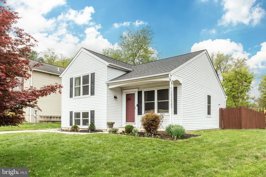 6396 RED SPRUCE LN, Eldersburg, MD 21784