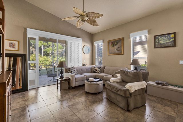 5726 Sterling Lake Drive, Fort Pierce, FL 34951