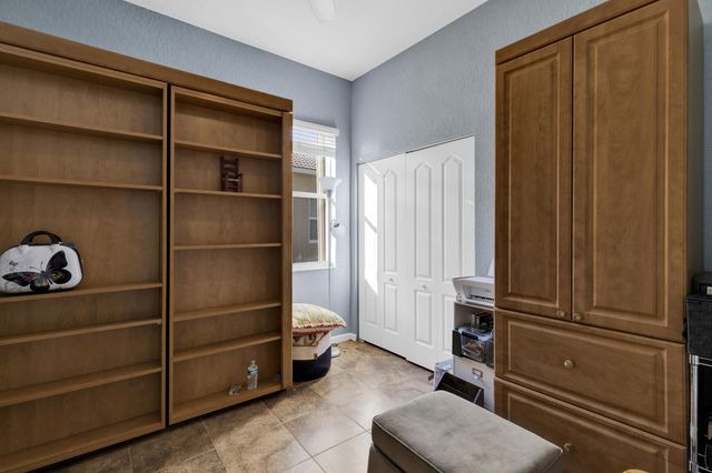 5726 Sterling Lake Drive, Fort Pierce, FL 34951