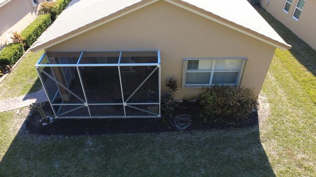 5726 Sterling Lake Drive, Fort Pierce, FL 34951