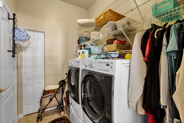 5726 Sterling Lake Drive, Fort Pierce, FL 34951