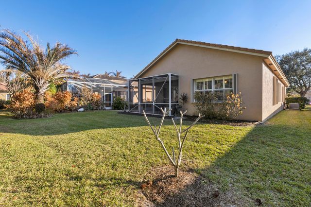 5726 Sterling Lake Drive, Fort Pierce, FL 34951