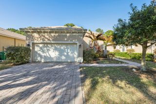 5726 Sterling Lake Drive, Fort Pierce, FL 34951