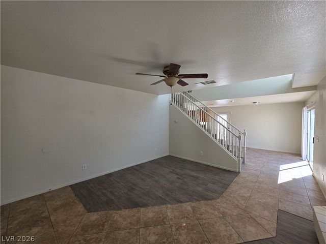 8829 CORNWALL GLEN Avenue, Las Vegas, NV 89129