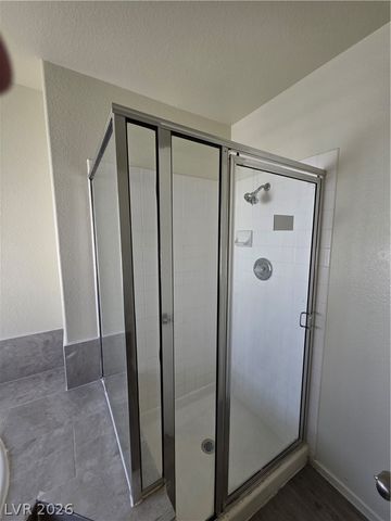 8829 CORNWALL GLEN Avenue, Las Vegas, NV 89129