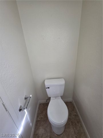 8829 CORNWALL GLEN Avenue, Las Vegas, NV 89129