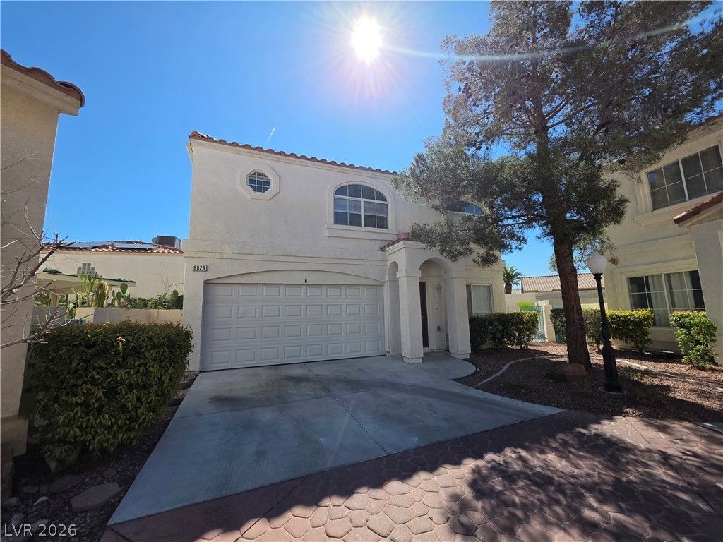 8829 CORNWALL GLEN Avenue, Las Vegas, NV 89129