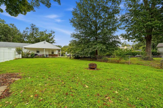 374 Rosalind Road, Huntington, WV 25705