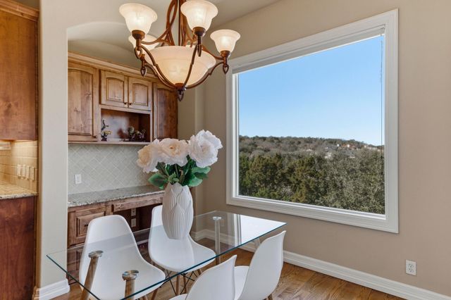 111 SENDERA BONITA, Lakeway, TX 78734