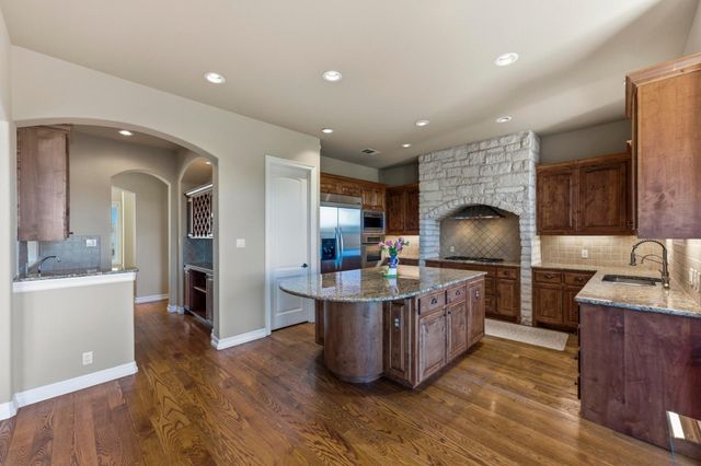 111 SENDERA BONITA, Lakeway, TX 78734