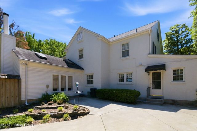 2343 Village Dr, Louisville, KY 40205