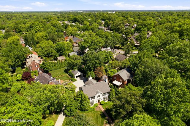 2343 Village Dr, Louisville, KY 40205