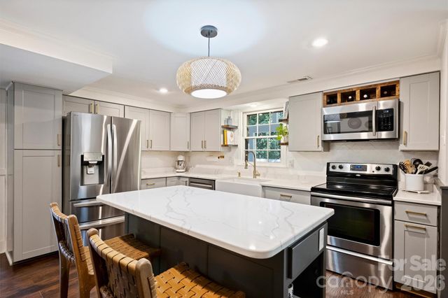 9108 New Towne Drive, Matthews, NC 28105