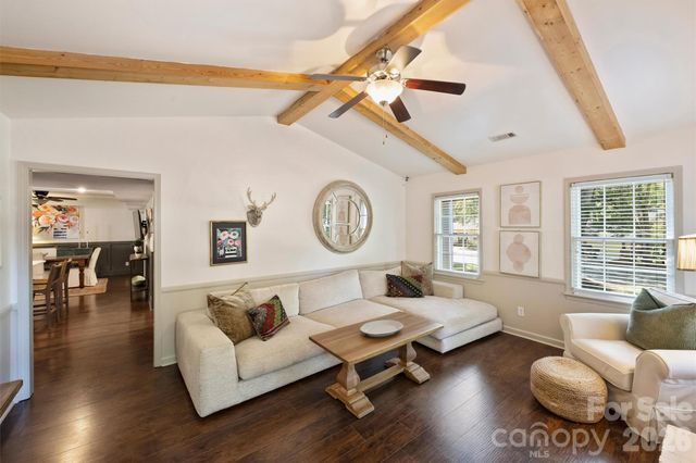 9108 New Towne Drive, Matthews, NC 28105