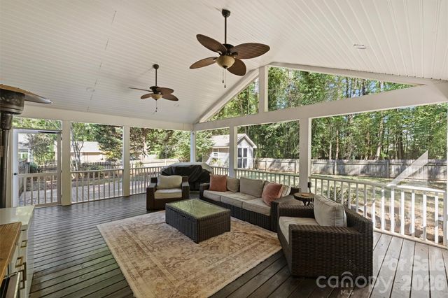9108 New Towne Drive, Matthews, NC 28105