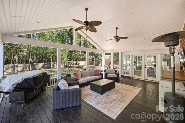 9108 New Towne Drive, Matthews, NC 28105