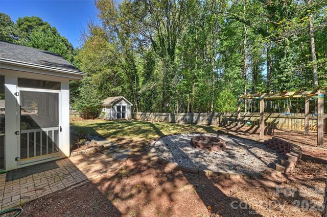 9108 New Towne Drive, Matthews, NC 28105
