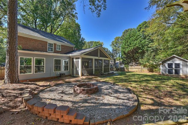 9108 New Towne Drive, Matthews, NC 28105