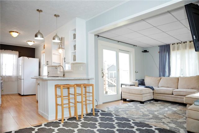 222 Oakwood Road, Rochester, NY 14616