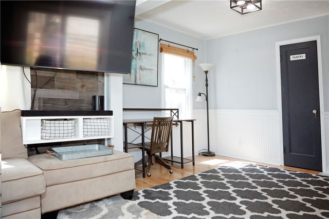 222 Oakwood Road, Rochester, NY 14616