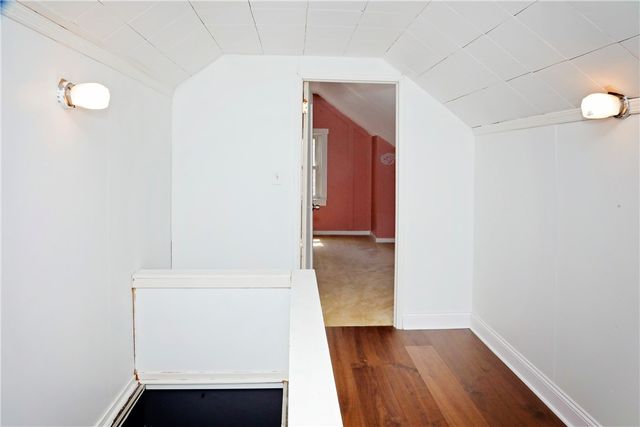 222 Oakwood Road, Rochester, NY 14616