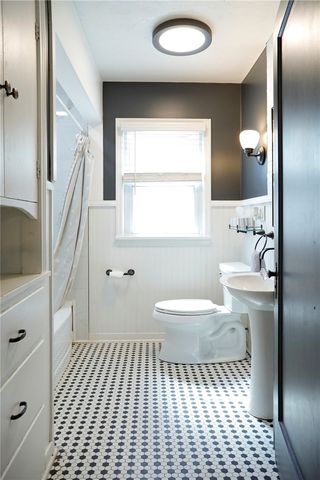 222 Oakwood Road, Rochester, NY 14616