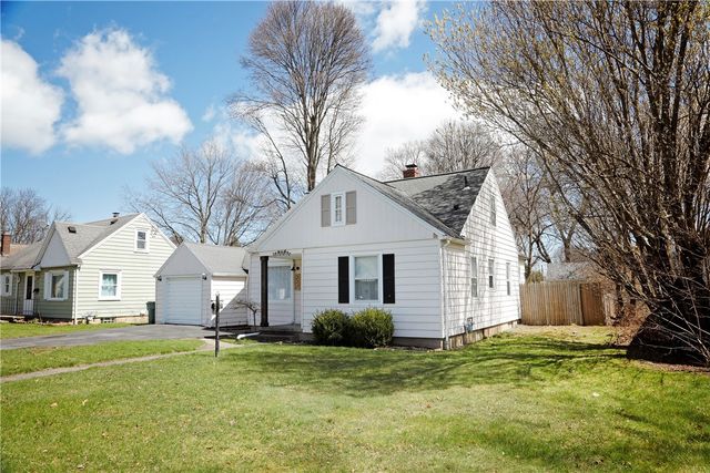 222 Oakwood Road, Rochester, NY 14616