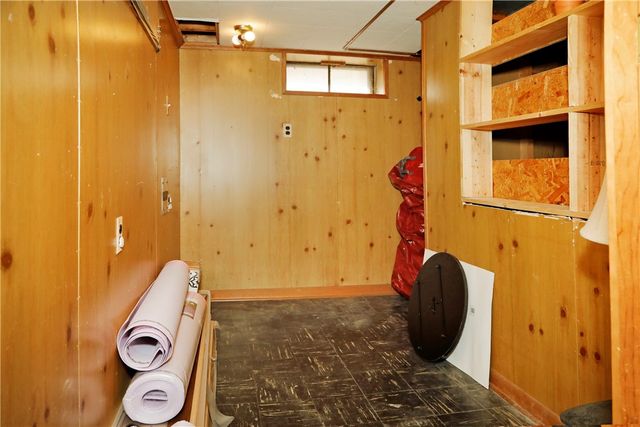 222 Oakwood Road, Rochester, NY 14616