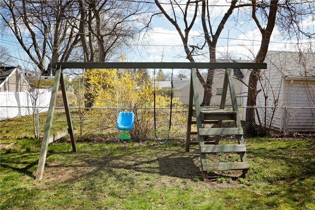 222 Oakwood Road, Rochester, NY 14616