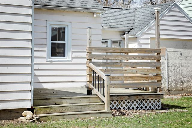 222 Oakwood Road, Rochester, NY 14616