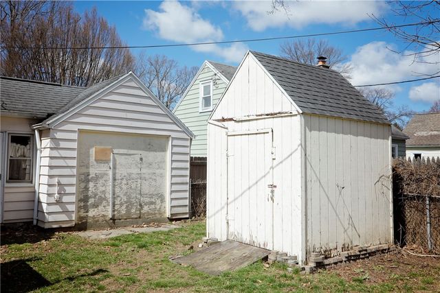 222 Oakwood Road, Rochester, NY 14616