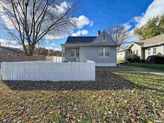 2350 38TH Street, Rock Island, IL 61201