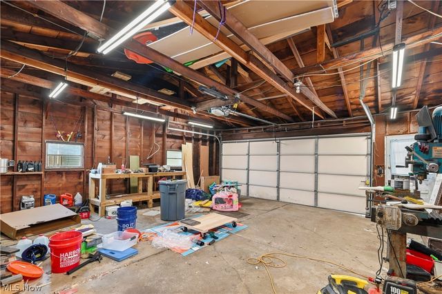 304 Howland Wilson Road NE, Warren, OH 44484