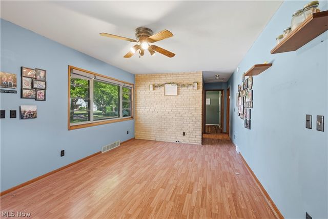 304 Howland Wilson Road NE, Warren, OH 44484