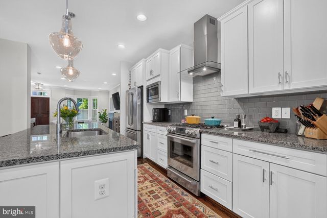 533 N COLUMBUS ST, Alexandria, VA 22314