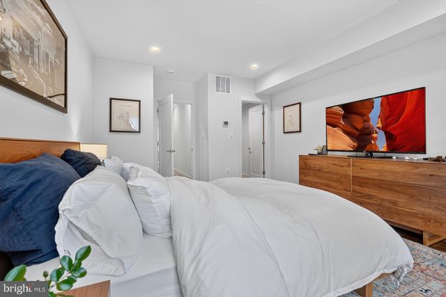 533 N COLUMBUS ST, Alexandria, VA 22314
