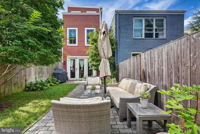 533 N COLUMBUS ST, Alexandria, VA 22314