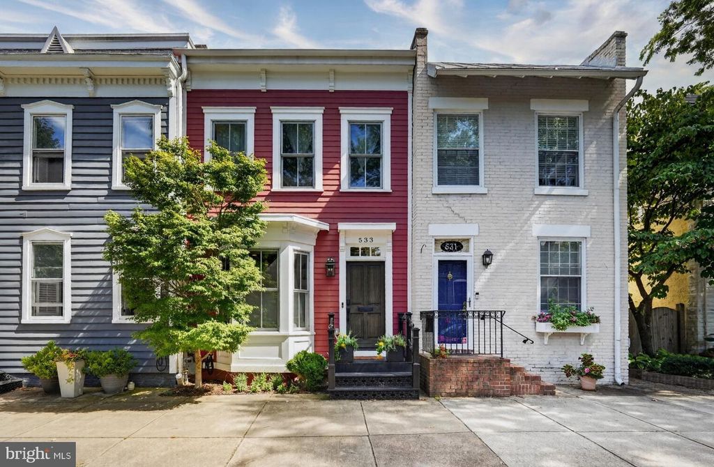 533 N COLUMBUS ST, Alexandria, VA 22314