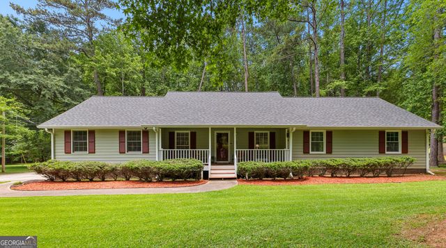 145 Adams Court, Fayetteville, GA 30214
