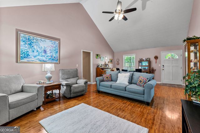 145 Adams Court, Fayetteville, GA 30214