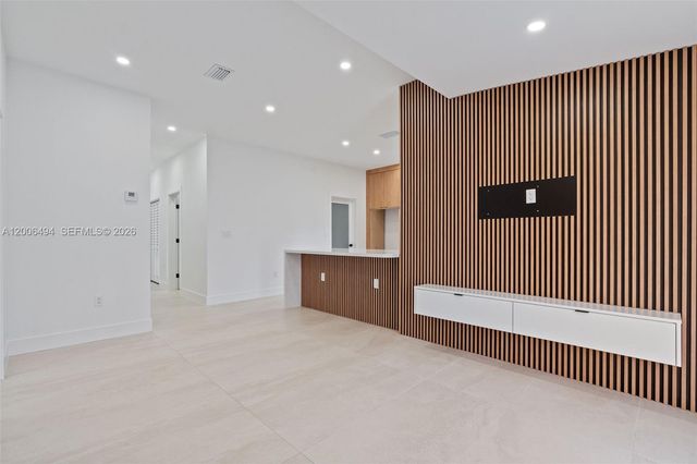 1305 Dunad Avenue, Opa-locka, FL 33054