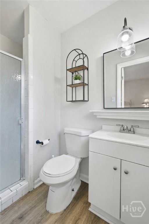 Image 10 of property listing at 103 Port Royal Court, Savannah, GA 31410